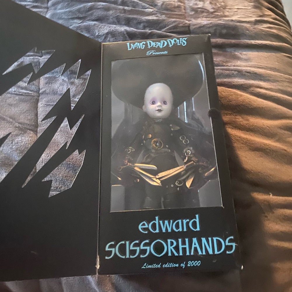 Edward Scissorhands living dead doll limited edition